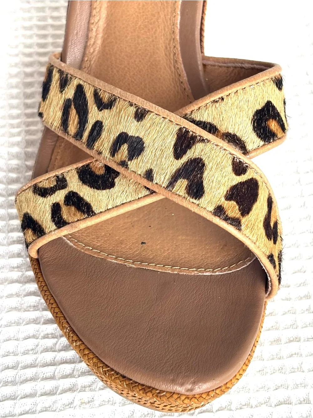 UGG Leopard Print Platform Sandals - Tan/Black